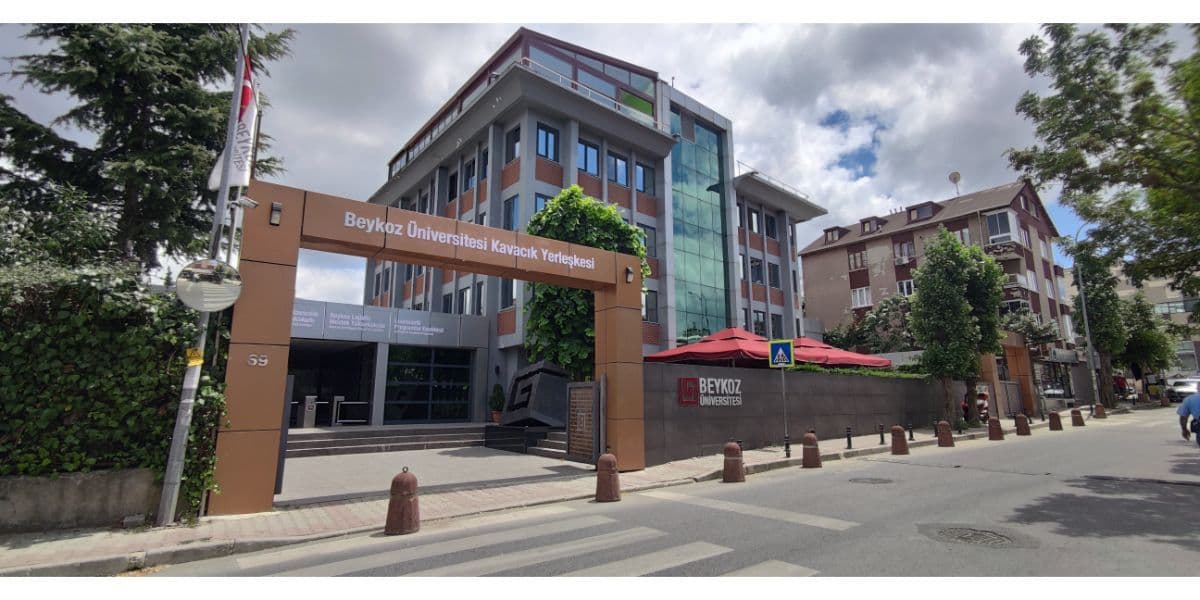 Beykoz University Programs - Ranking & Tuition Fees - entrance  جامعة بيكوز في اسطنبول - رسوم التخصصات  - ترتيب الجامعة  1.jpg
