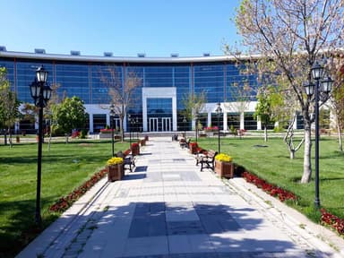 Atilim University Programs - Ranking & Tuition Fees  campus outside جامعة اتيليم  في انقرة- رسوم التخصصات  - ترتيب الجامعة  1.jpg