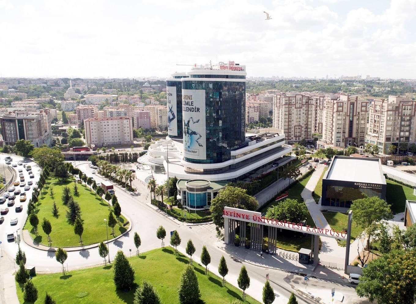 Istinye University Programs - Ranking & Tuition Fees جامعة استينيا في اسطنبول - رسوم التخصصات - ترتيب الجامعة